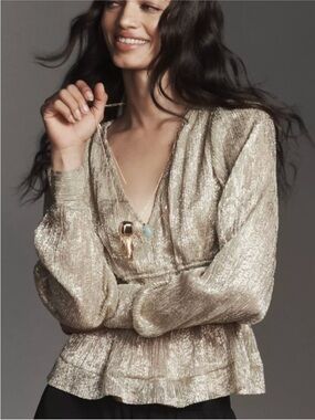 {NWT} Anthropologie Gold Metallic Smocked Blouse - XS